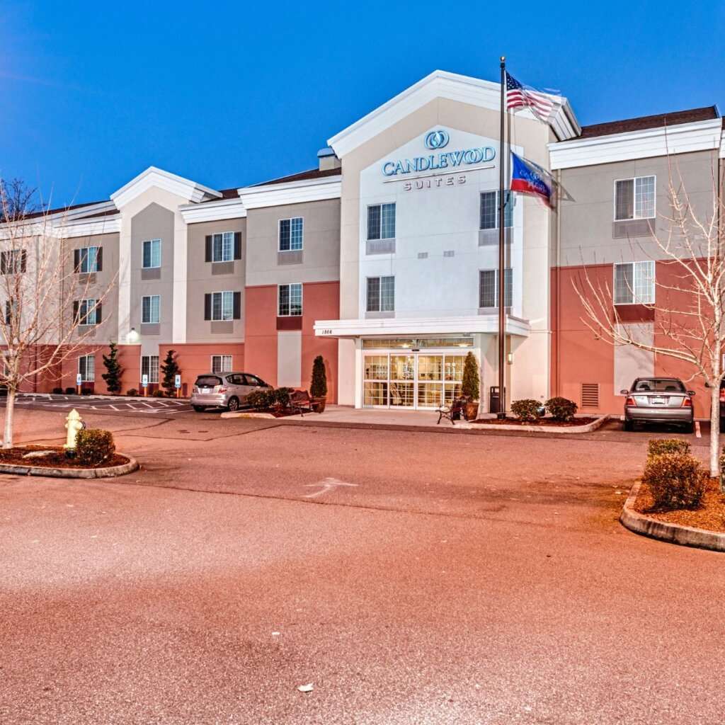 Candlewood Suites Image